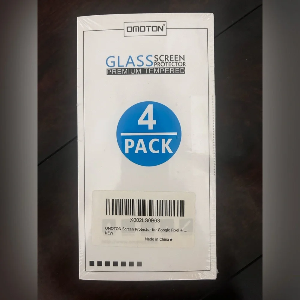 NEW Sealed in package 4 pack Google Pixel 4 Omoton Glass Screen Protector